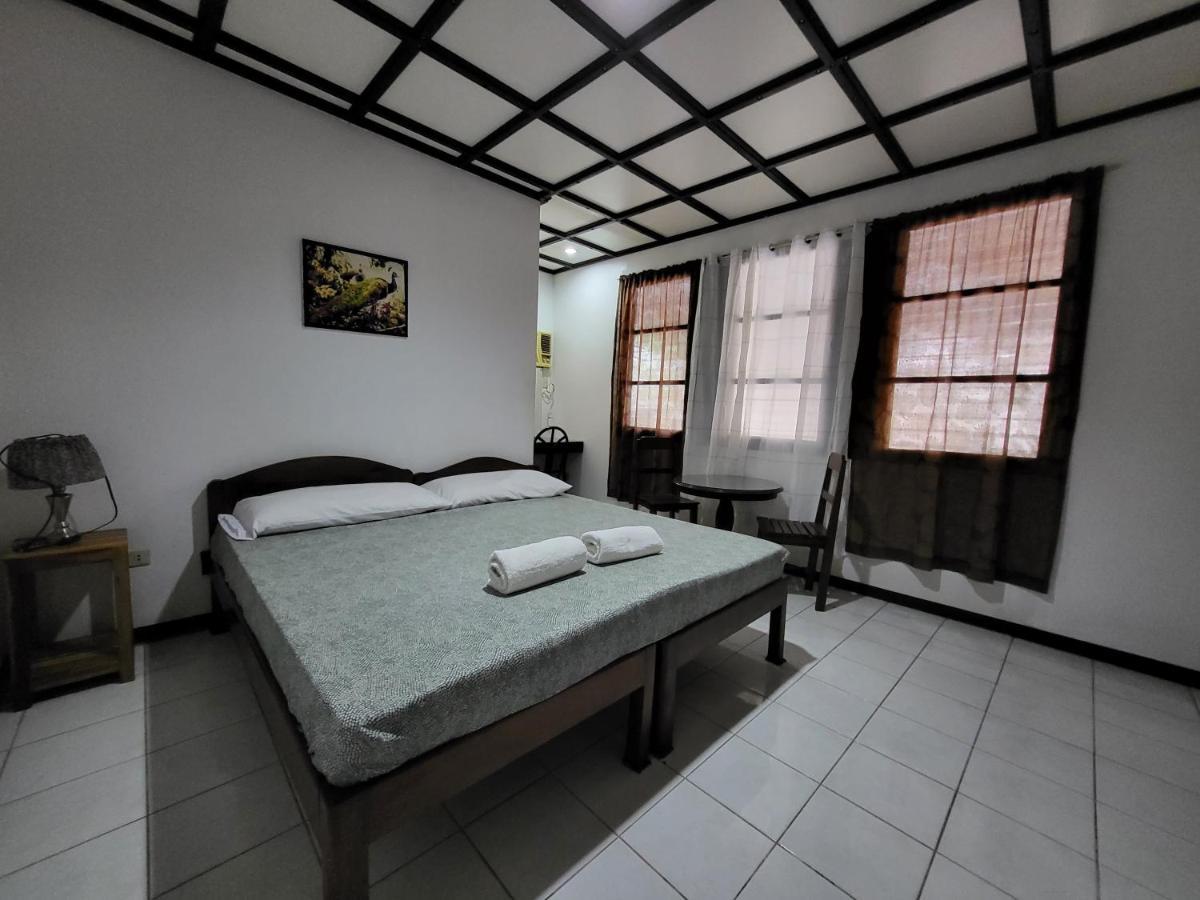 Ayahay Sa Matutina Hotel Puerto Princesa Kamer foto